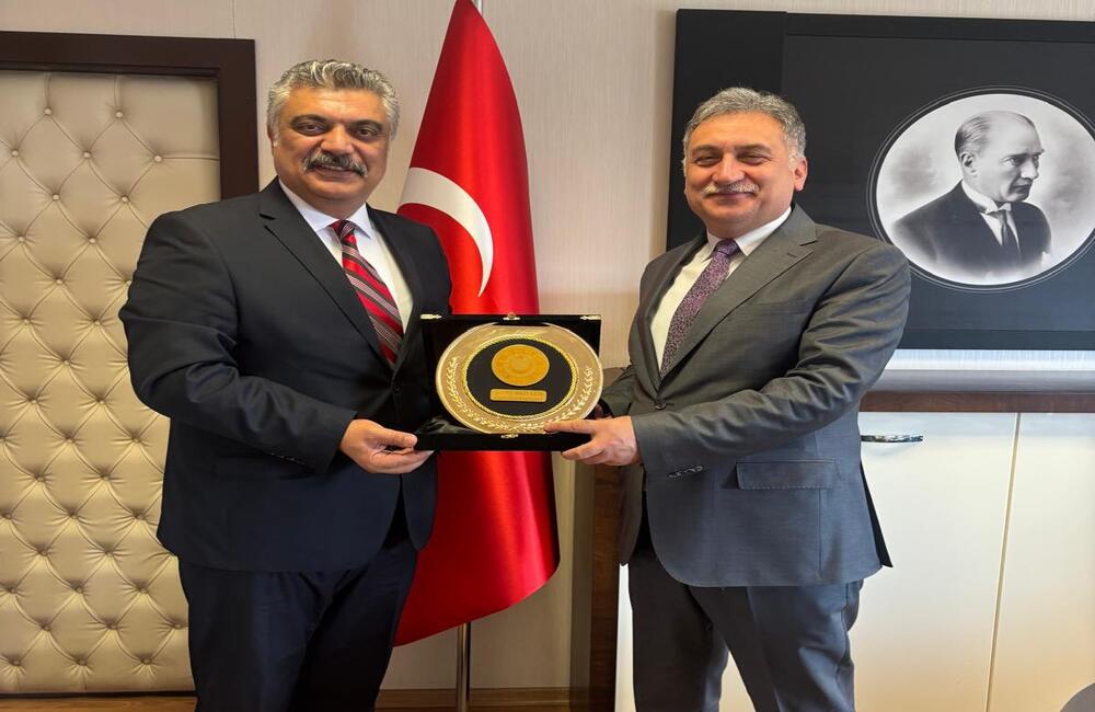 GENEL BAŞKANIMIZ TUNA AVCI’DAN SGK PERSONEL DAİRE BAŞKANI AHMET KAVGACI’YA ZİYARET
